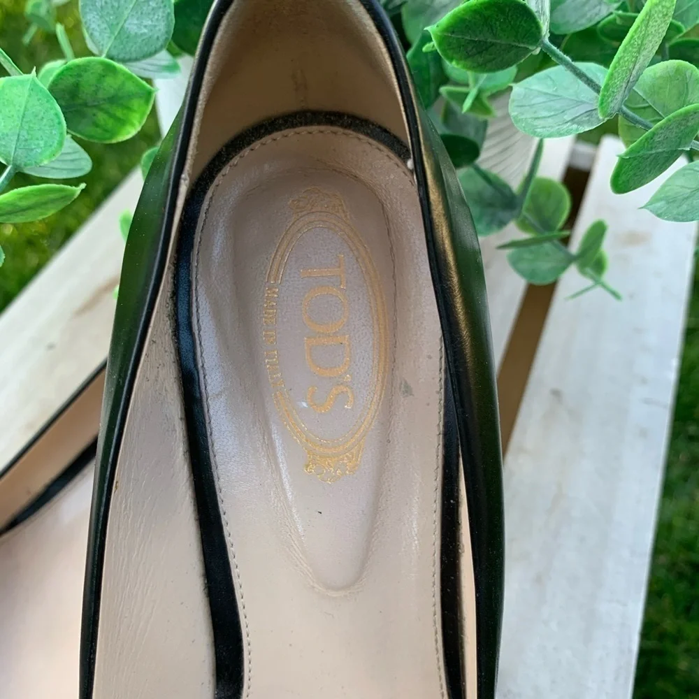 TOD’S Black Leather Shoes with Buckle | Size 38 EU / 7.5 - 8 US